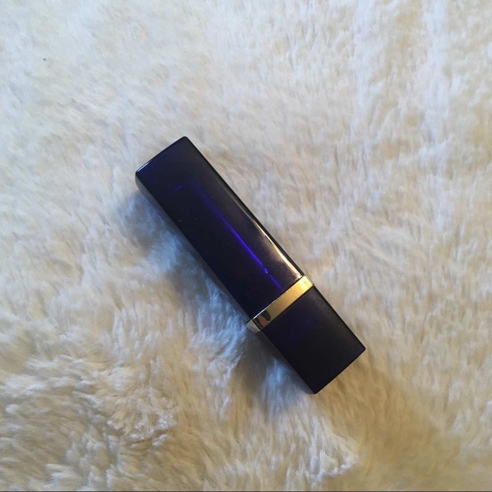 Estée Lauder lipstick